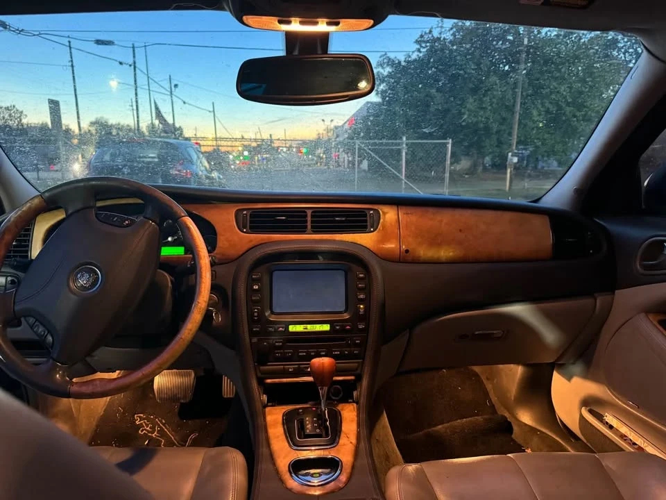 2006 Jaguar S-Type 2nd Gen - Image 12 of 13
