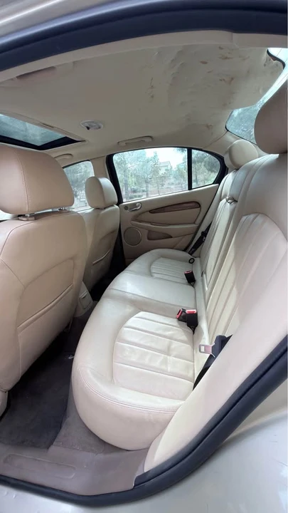 2006 Jaguar X-Type - Image 6 of 10