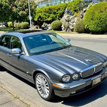 2006 Jaguar XJ Super V8