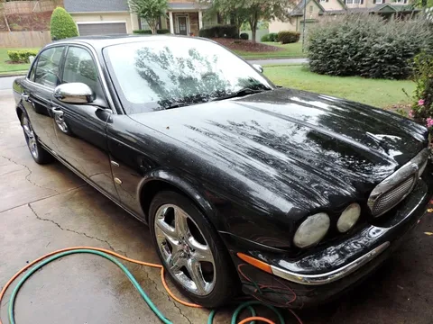 2006 Jaguar XJ Super V8 Supercharged Vanden Plas