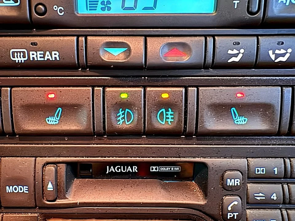 2006 Jaguar X100 XK8 - Image 17 of 20