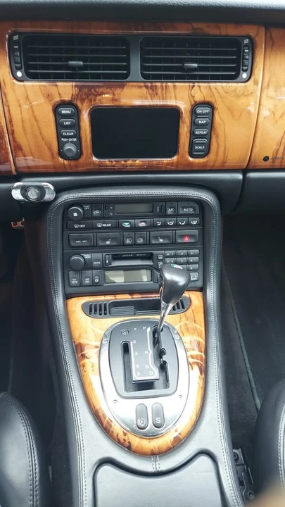 2006 Jaguar X100 XKR - Image 12 of 20
