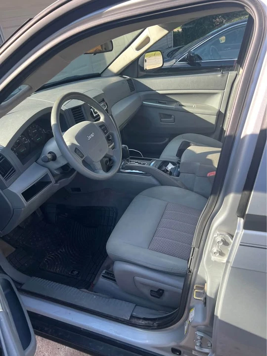 2006 Jeep XJ Cherokee - Image 3 of 10