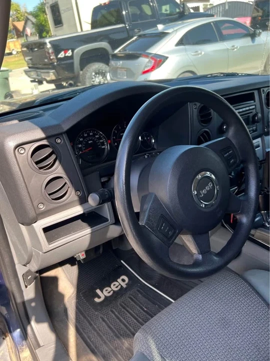 2006 Jeep Commander - Image 7 of 10