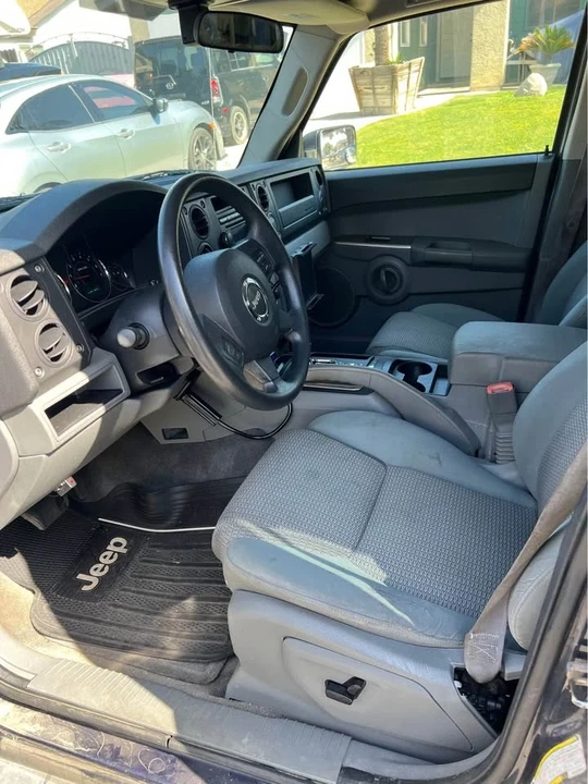2006 Jeep Commander - Image 5 of 10