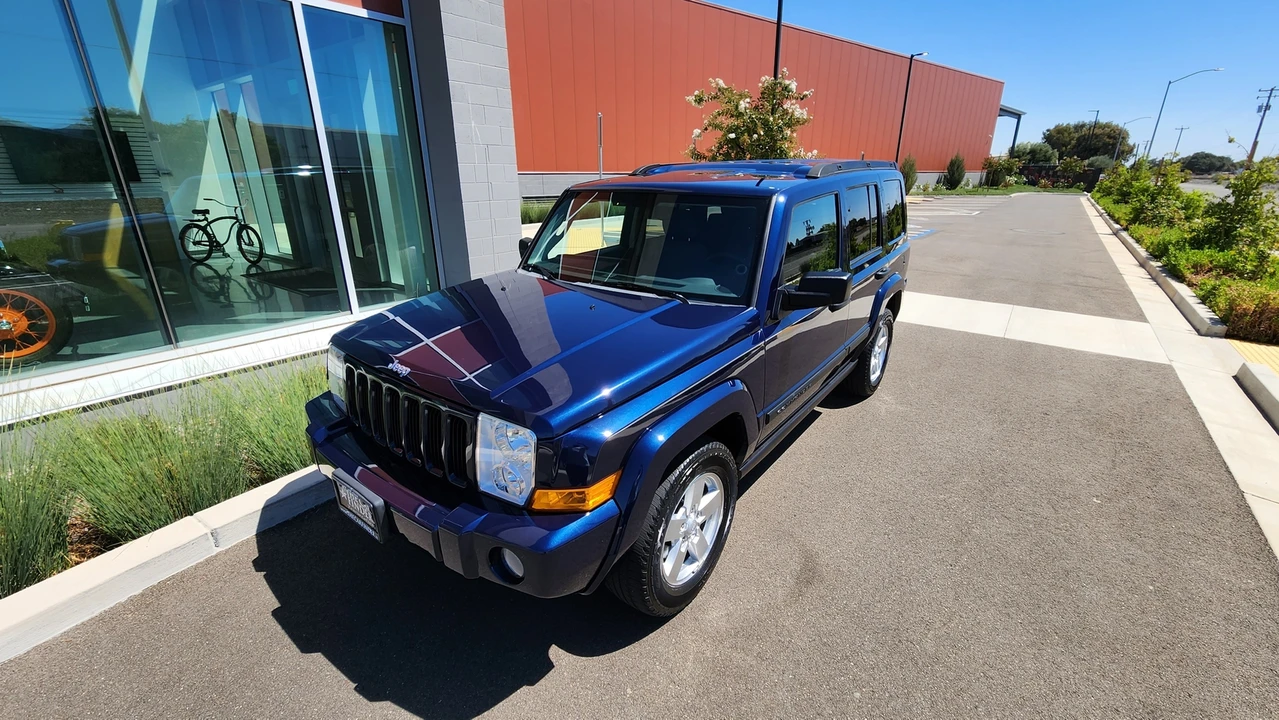 2006 Jeep Commander - Image 8 of 31