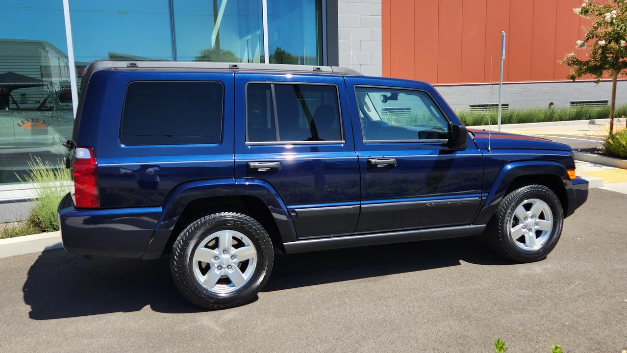 2006 Jeep Commander - Image 19 of 31