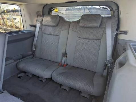 2006 Jeep Commander - Image 14 of 21