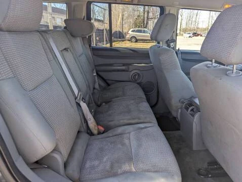 2006 Jeep Commander - Image 12 of 21