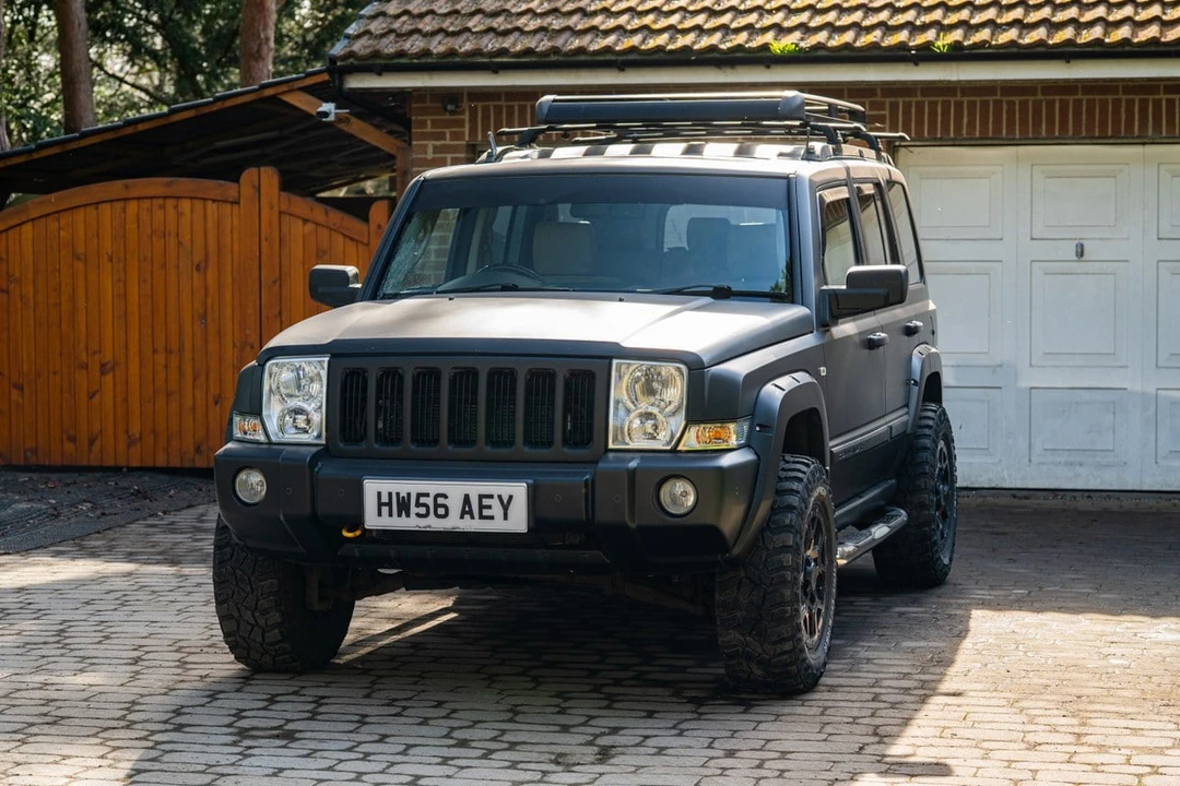 2006 Jeep Commander - Image 8 of 30