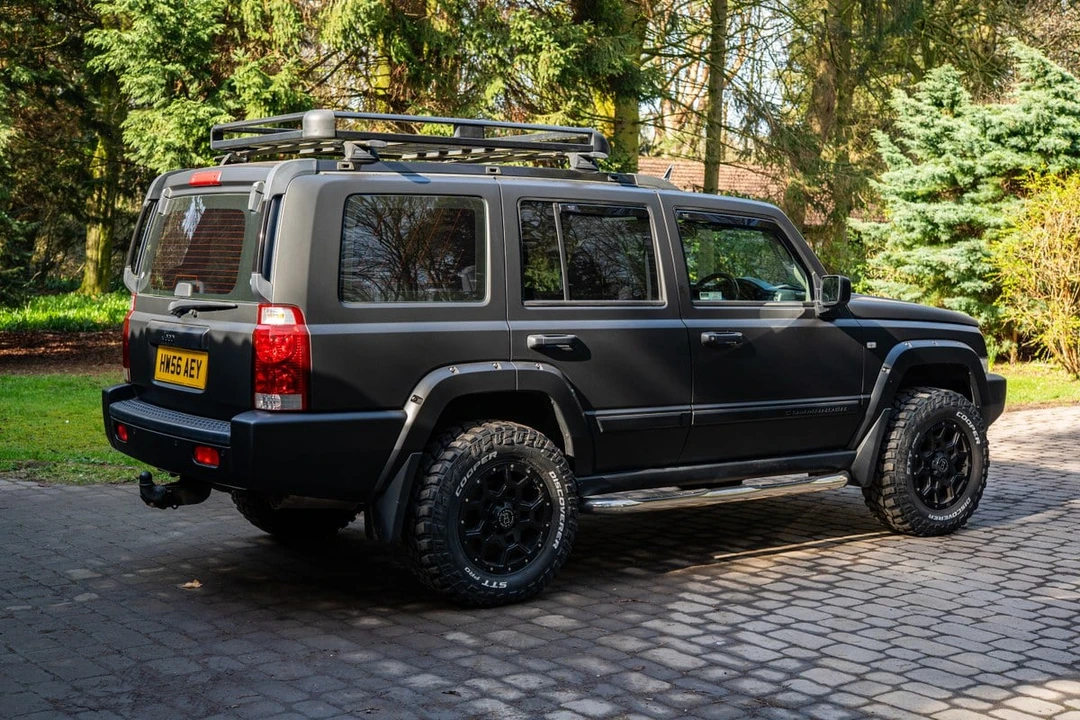 2006 Jeep Commander - Image 10 of 30