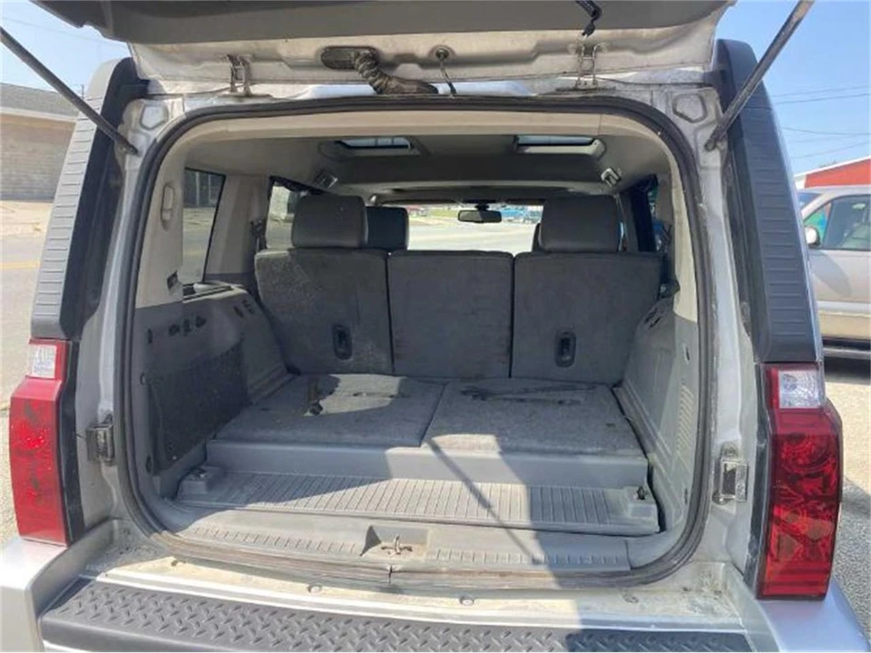 2006 Jeep Commander - Image 7 of 12