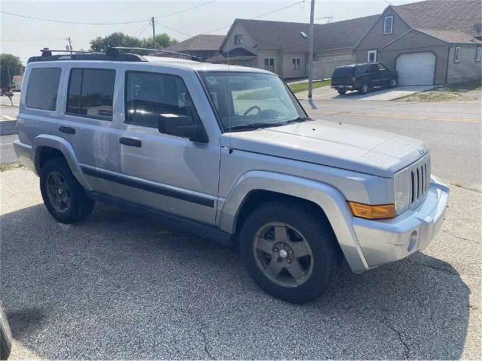 2006 Jeep Commander - Image 10 of 12