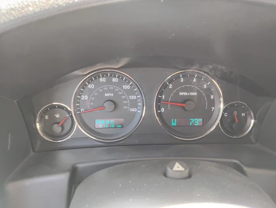 2006 Jeep Commander - Image 16 of 21