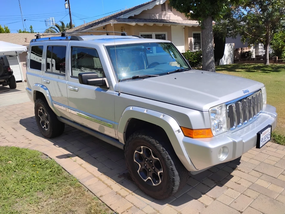 2006 Jeep Commander - Image 4 of 21