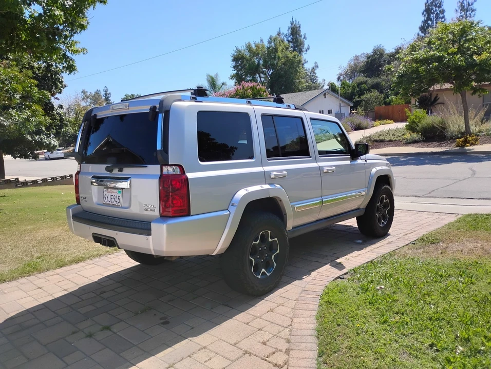 2006 Jeep Commander - Image 6 of 21