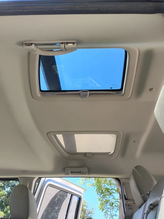 2006 Jeep Commander - Image 20 of 21