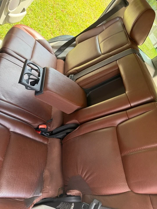 2006 Jeep Commander - Image 16 of 19