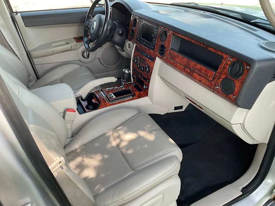2006 Jeep Commander - Image 4 of 14