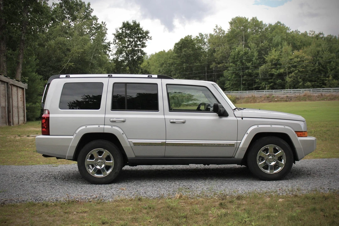 2006 Jeep Commander - Image 7 of 31