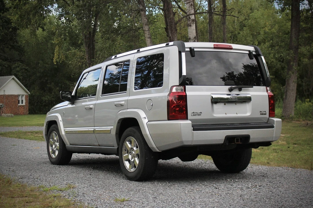 2006 Jeep Commander - Image 4 of 31