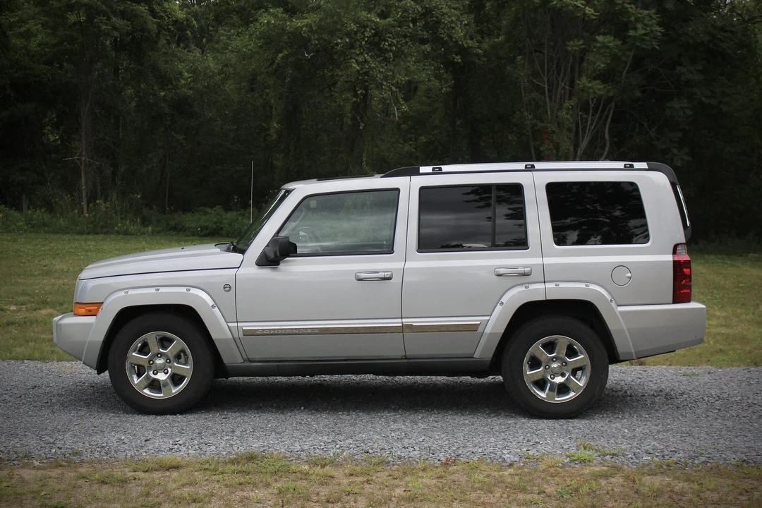 2006 Jeep Commander - Image 3 of 31