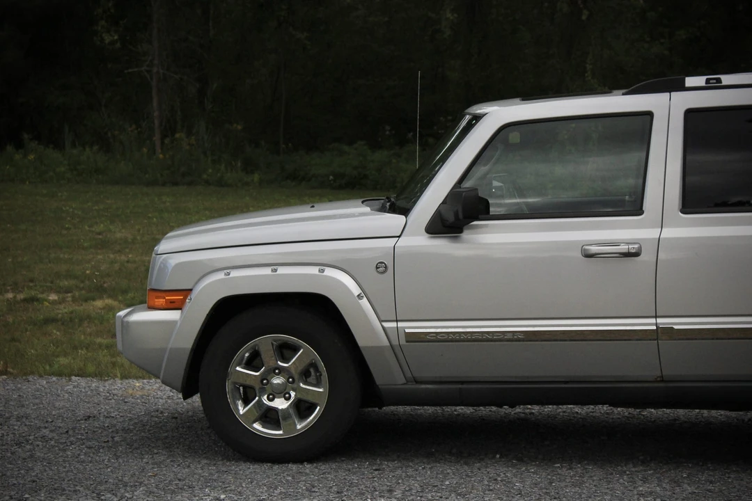 2006 Jeep Commander - Image 11 of 31