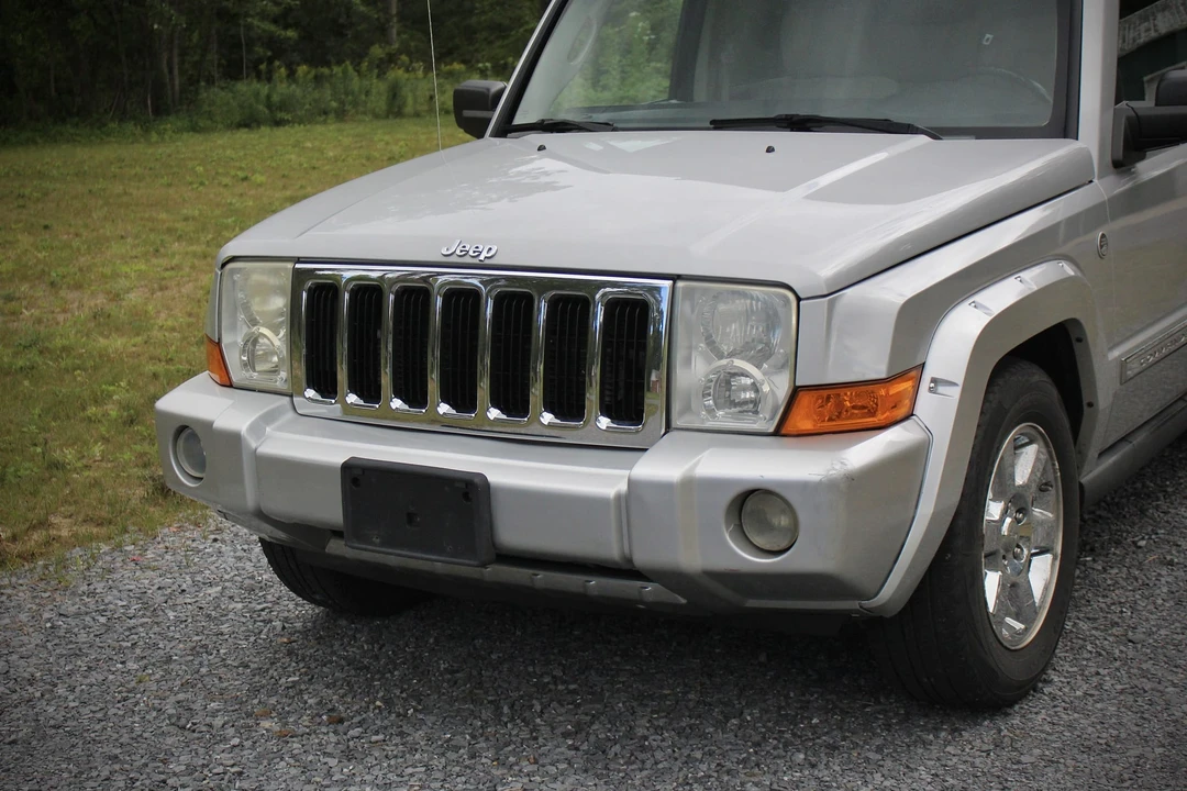 2006 Jeep Commander - Image 10 of 31