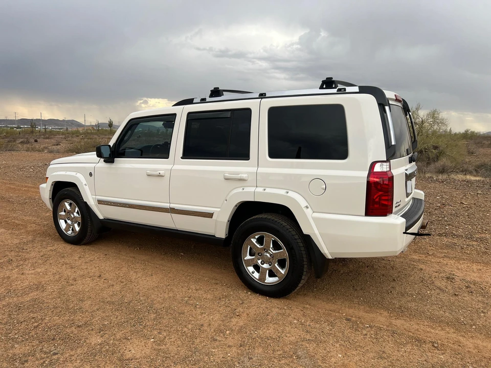 2006 Jeep Commander - Image 12 of 31