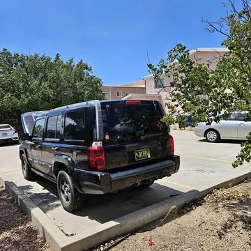 2006 Jeep Commander Sport Utility 4D