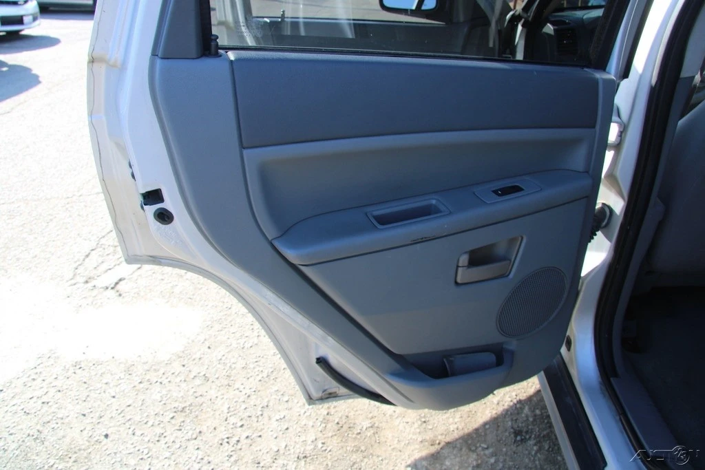 2006 Jeep WK Grand Cherokee - Image 18 of 21