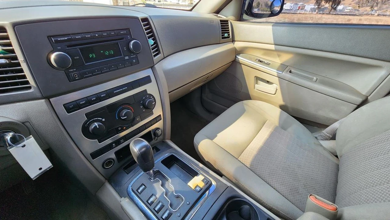 2006 Jeep WK Grand Cherokee - Image 19 of 31