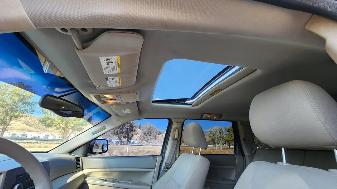 2006 Jeep WK Grand Cherokee - Image 25 of 31