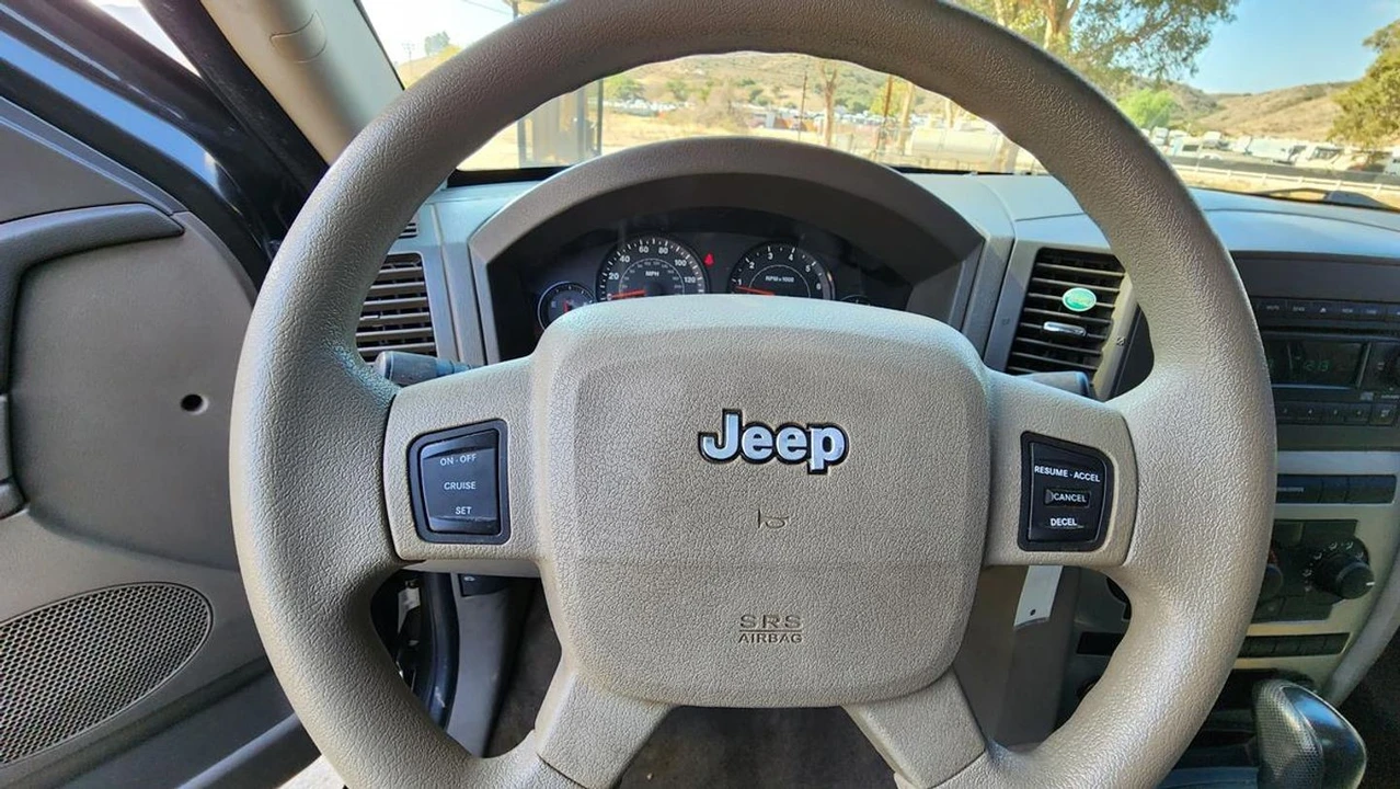2006 Jeep WK Grand Cherokee - Image 23 of 31