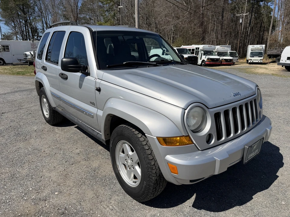 2006 Jeep KJ Liberty - Image 20 of 21