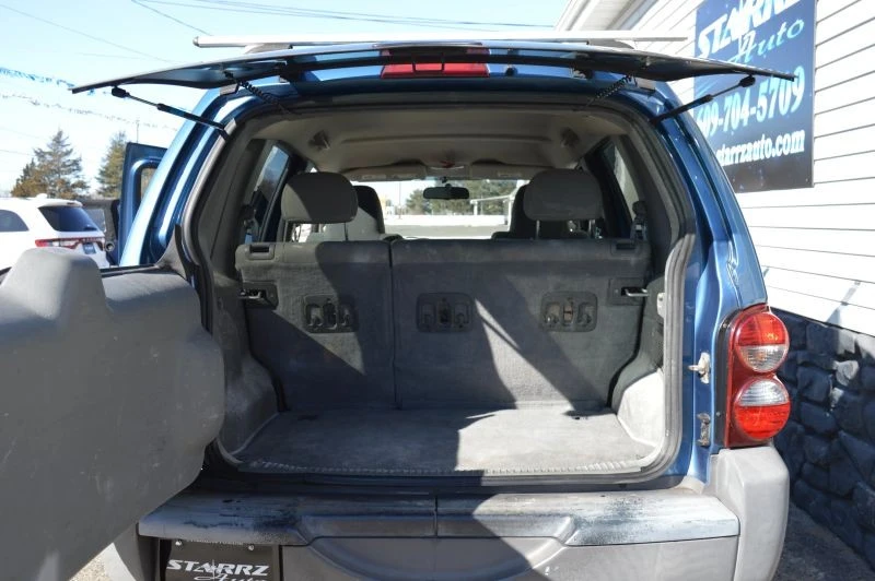 2006 Jeep KJ Liberty - Image 9 of 12