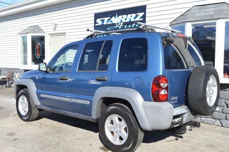 2006 Jeep KJ Liberty - Image 3 of 12