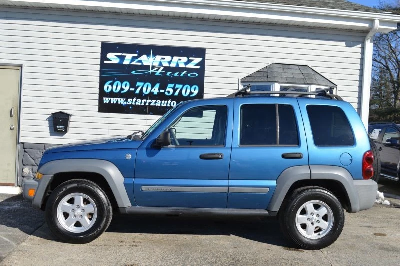2006 Jeep KJ Liberty - Image 2 of 12