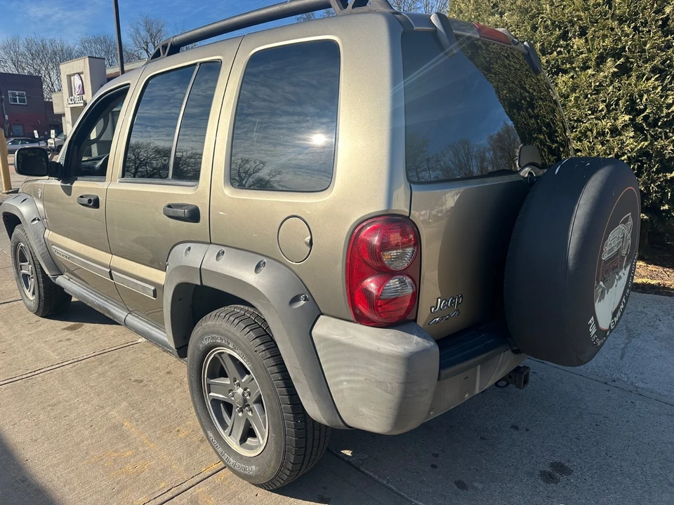2006 Jeep KJ Liberty - Image 3 of 20