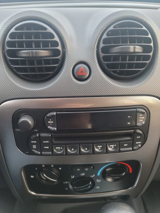 2006 Jeep KJ Liberty - Image 20 of 23