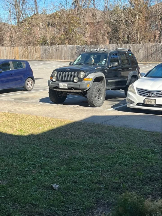 2006 Jeep KJ Liberty - Image 2 of 6