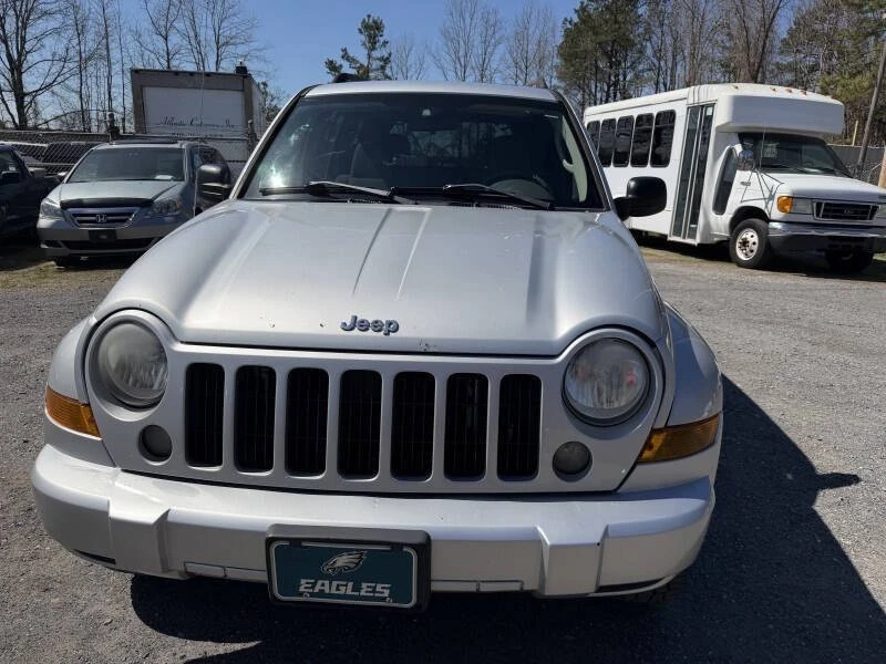 2006 Jeep KJ Liberty - Image 14 of 21