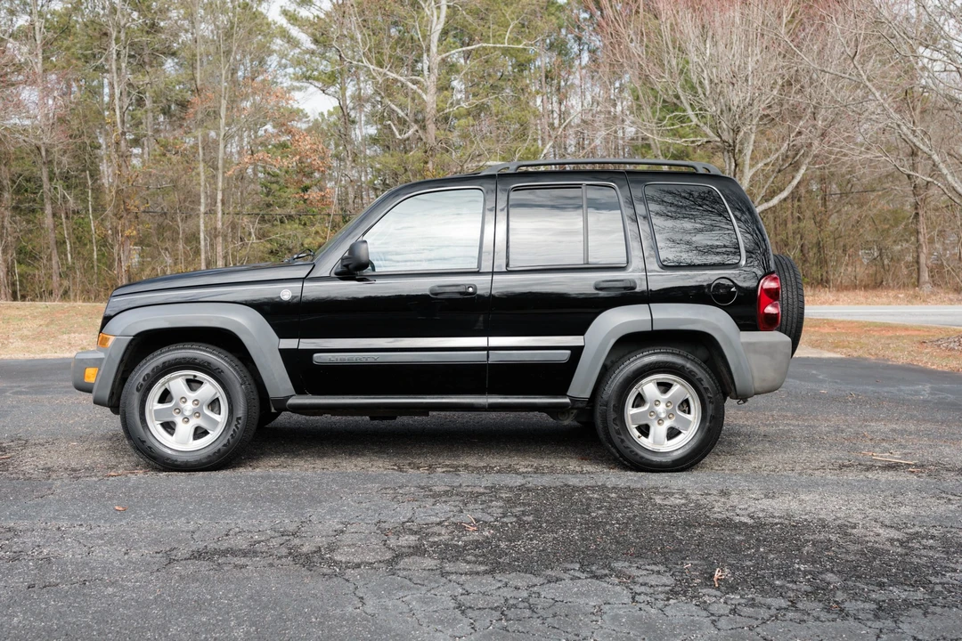 2006 Jeep KJ Liberty - Image 6 of 31