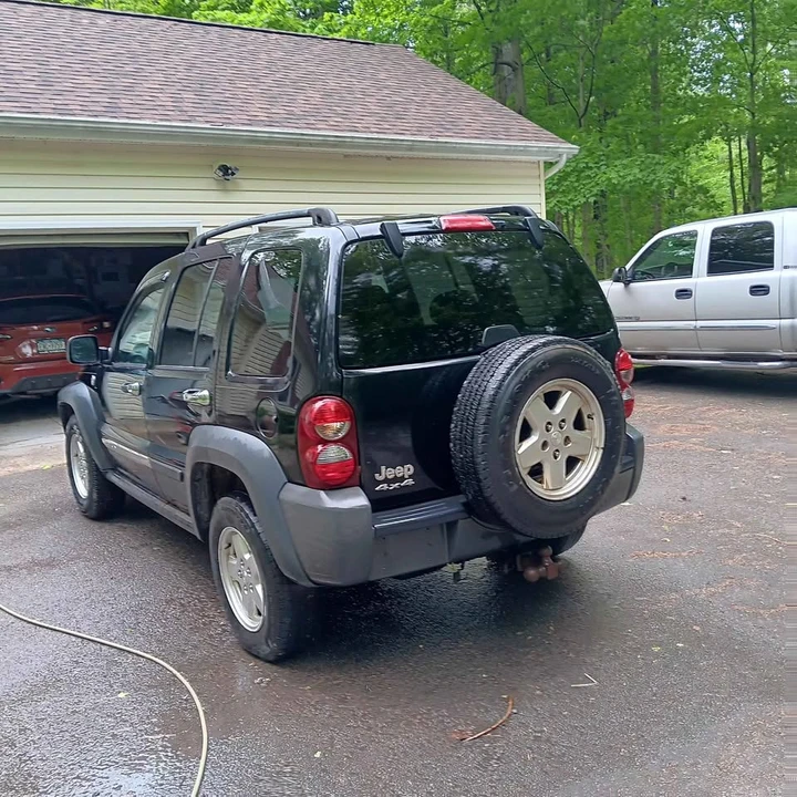 2006 Jeep KJ Liberty - Image 2 of 4