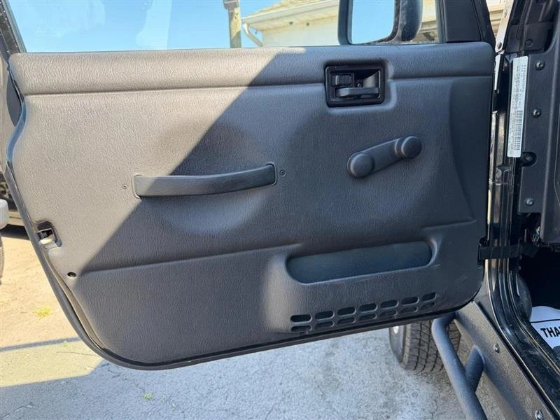 2006 Jeep TJ Wrangler - Image 18 of 20