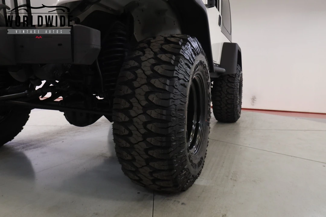 2006 Jeep TJ Wrangler - Image 11 of 12
