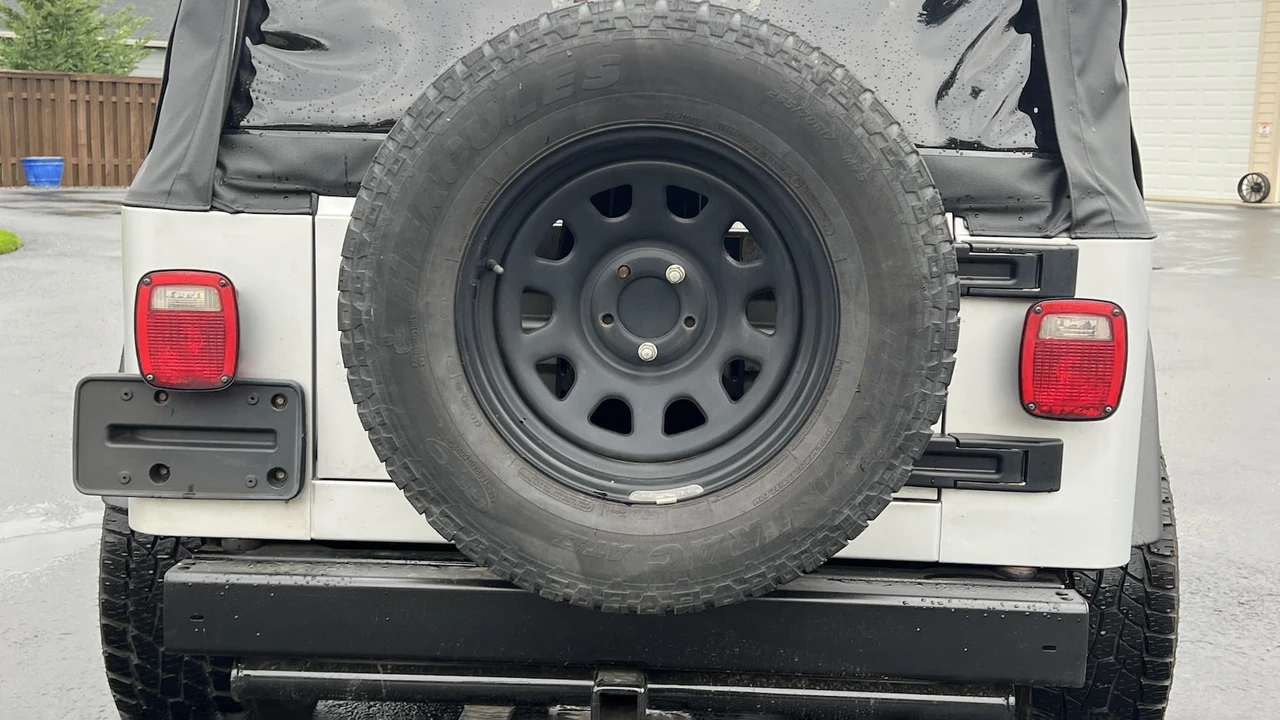 2006 Jeep TJ Wrangler - Image 20 of 23
