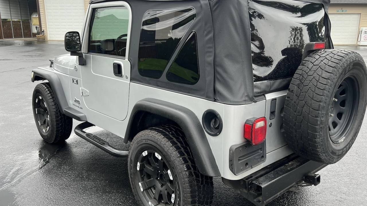2006 Jeep TJ Wrangler - Image 21 of 23