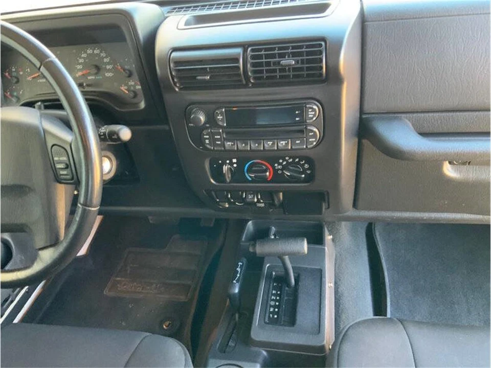 2006 Jeep TJ Wrangler - Image 25 of 31