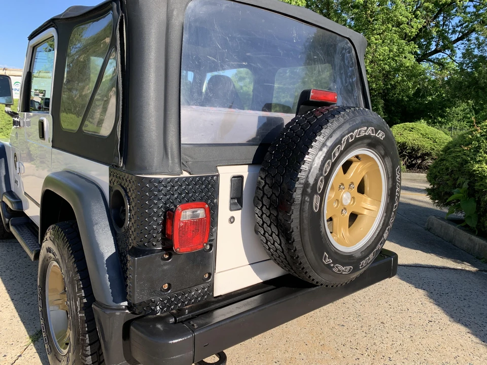 2006 Jeep TJ Wrangler - Image 16 of 31